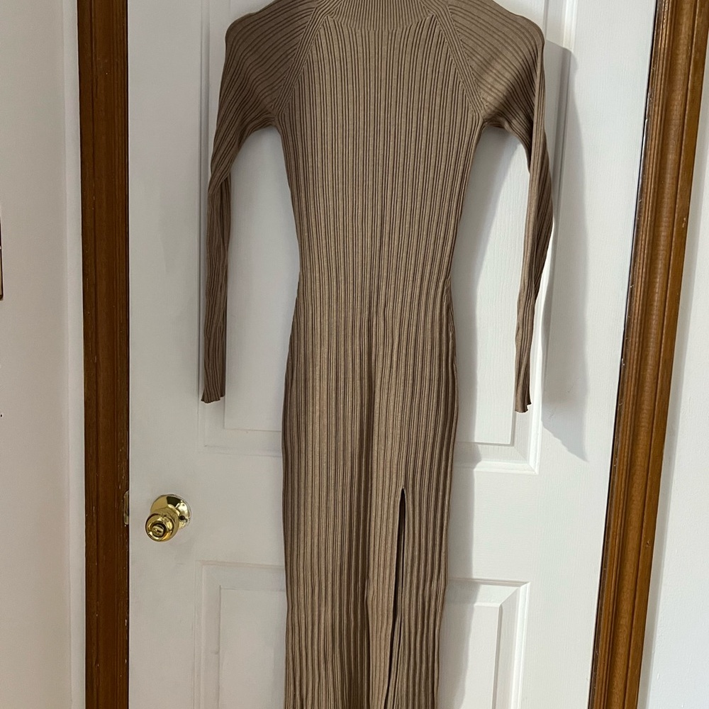 Ribbed Long Sleeve Midi Dress in Taupe